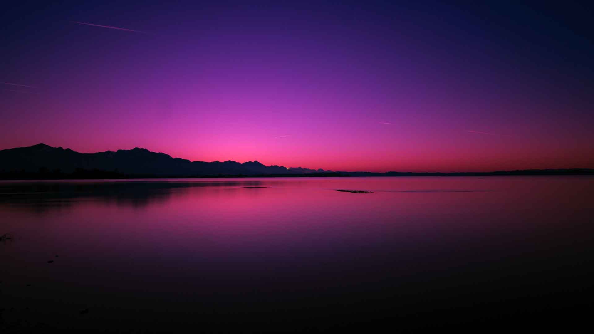 紫色的夕阳