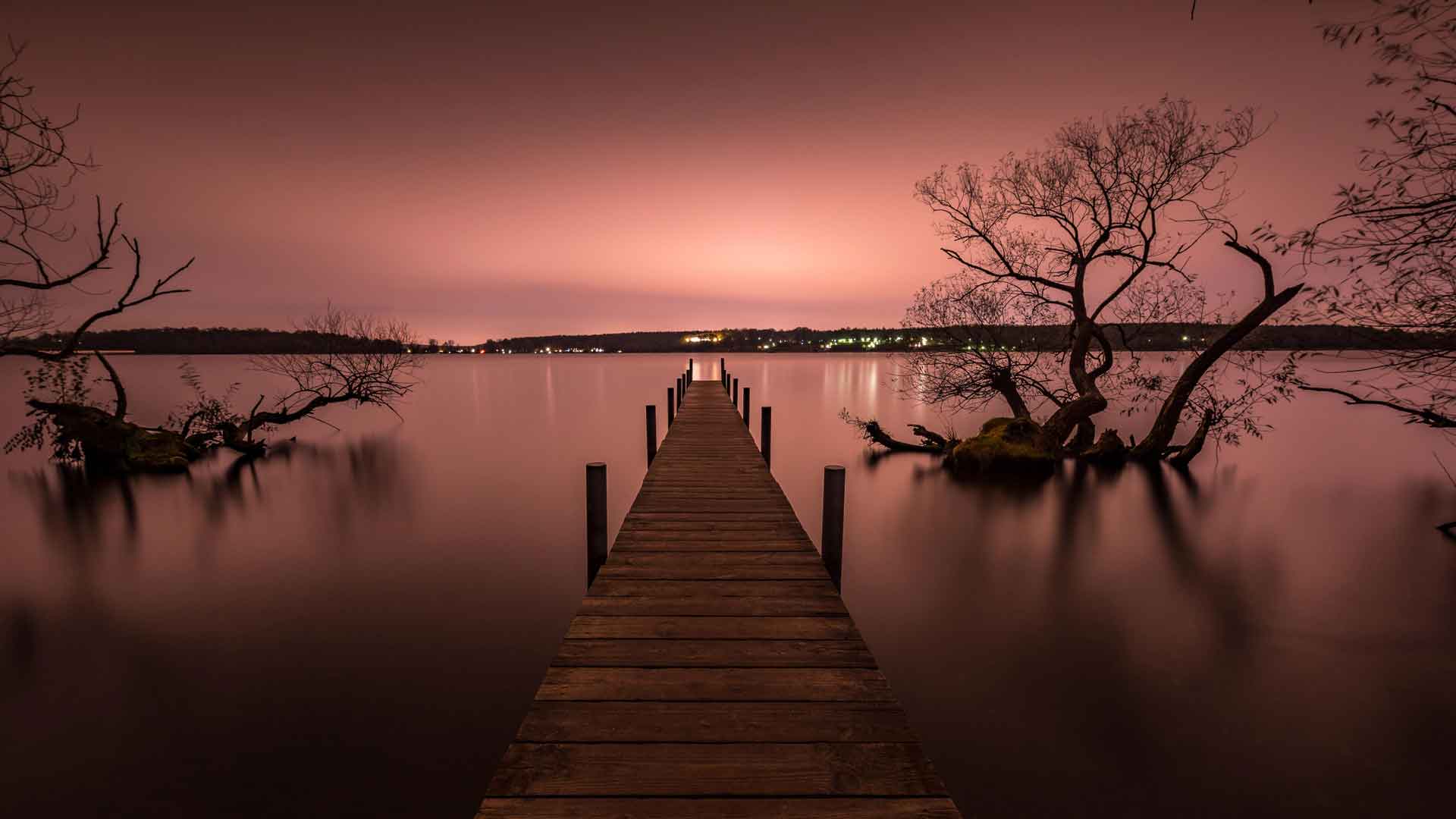 粉红色的夜晚