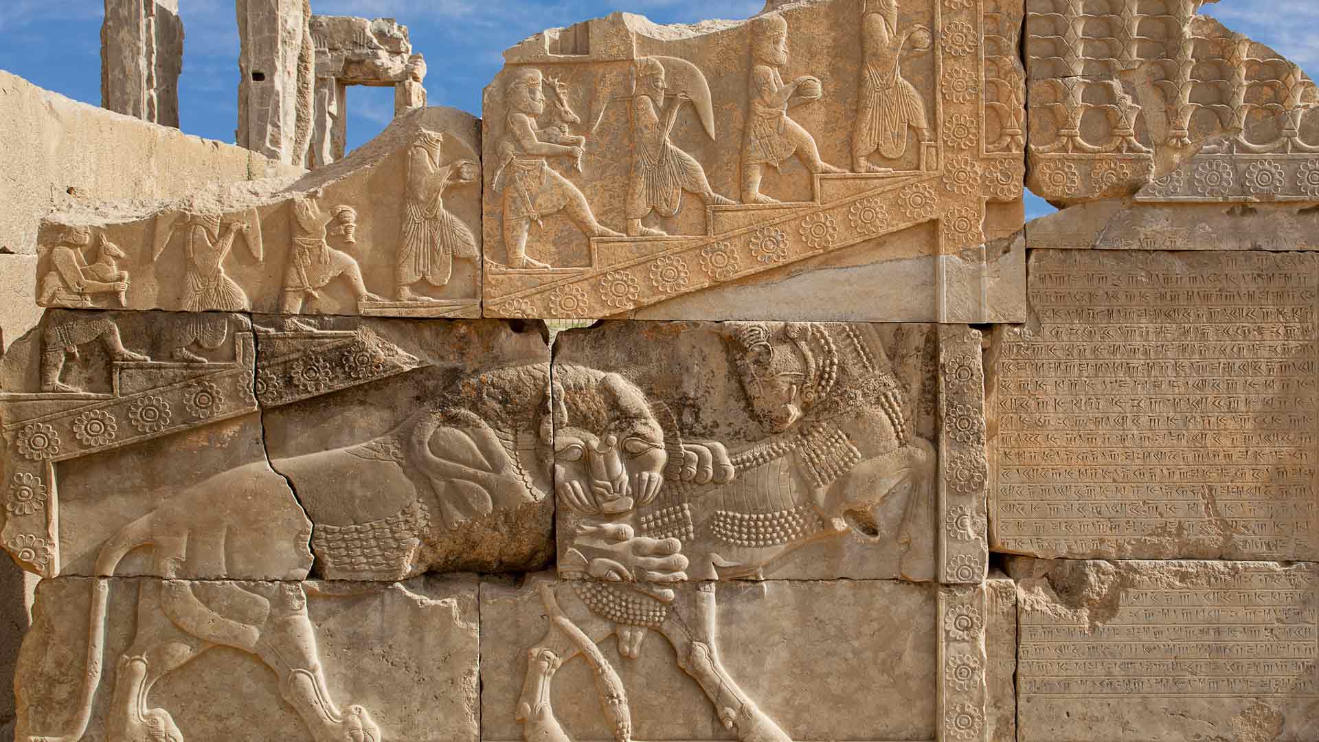 波斯古城波斯波利斯的浮雕，伊朗 必应壁纸