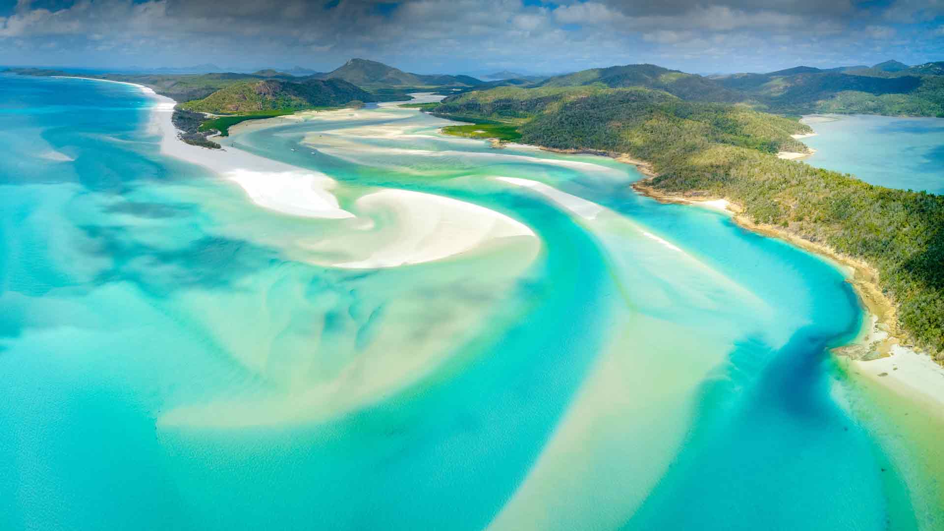 白天堂海滩，圣灵群岛，昆士兰州，澳大利亚 必应壁纸