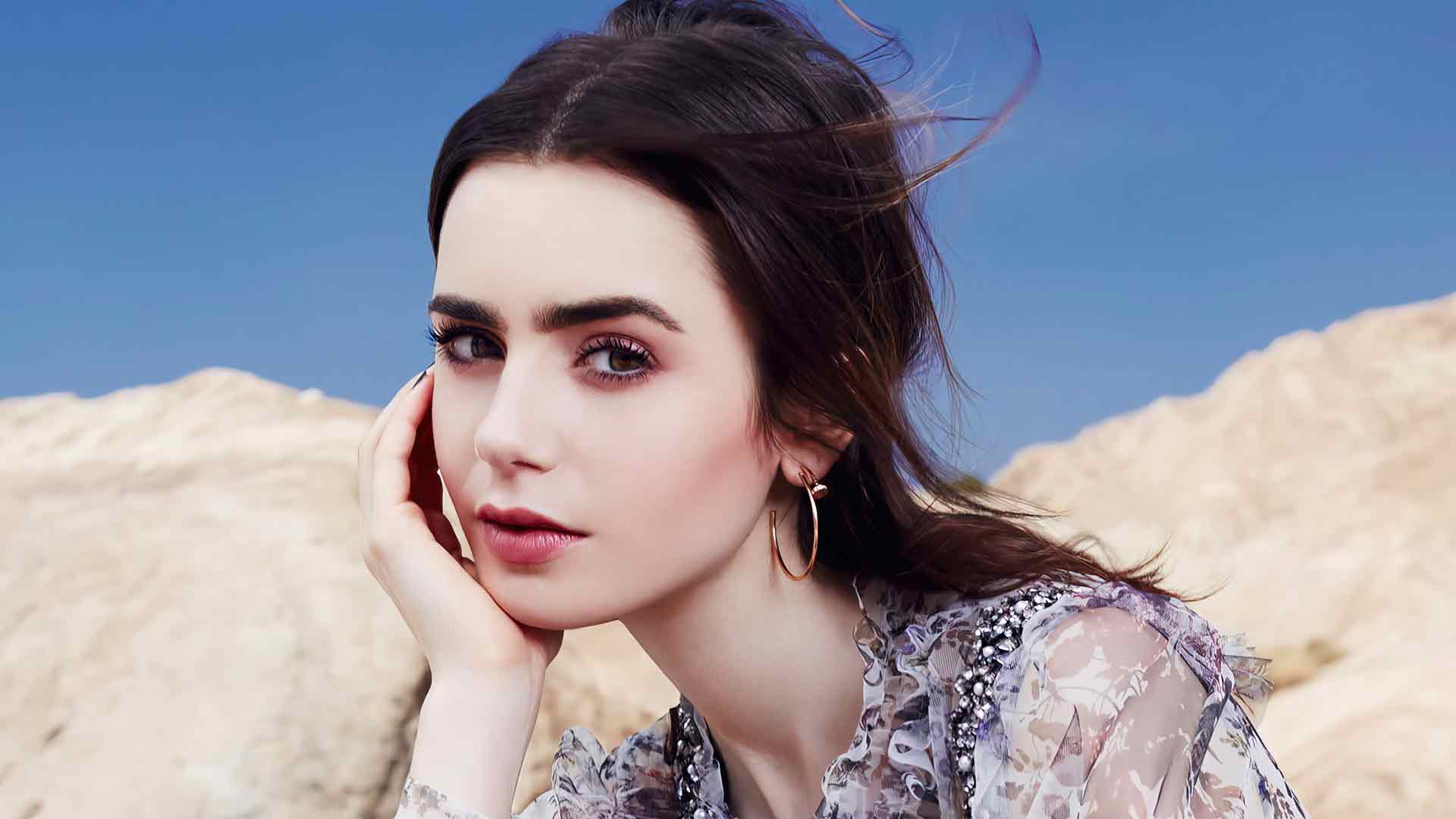 莉莉·柯林斯（Lily Collins）4K壁纸