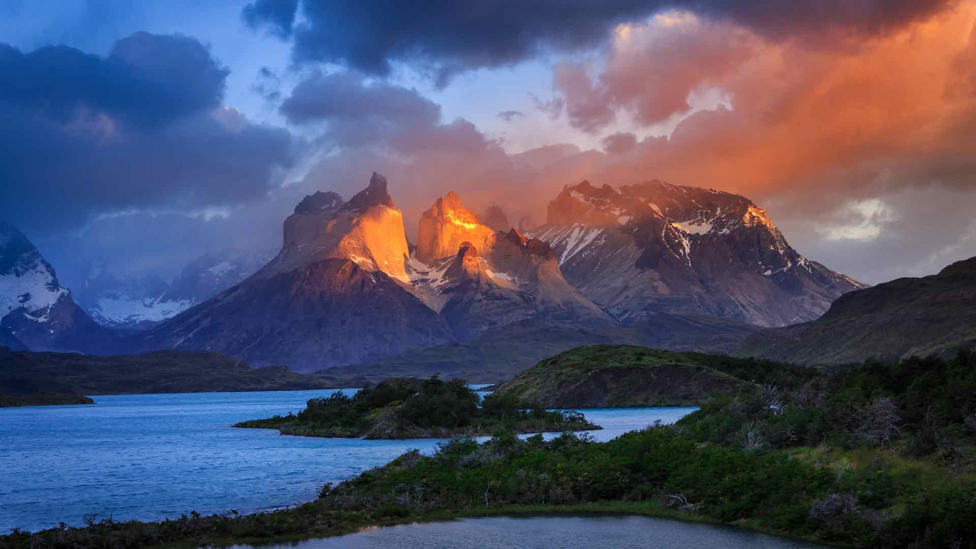 佩霍湖，百内国家公园，智利南部 必应壁纸