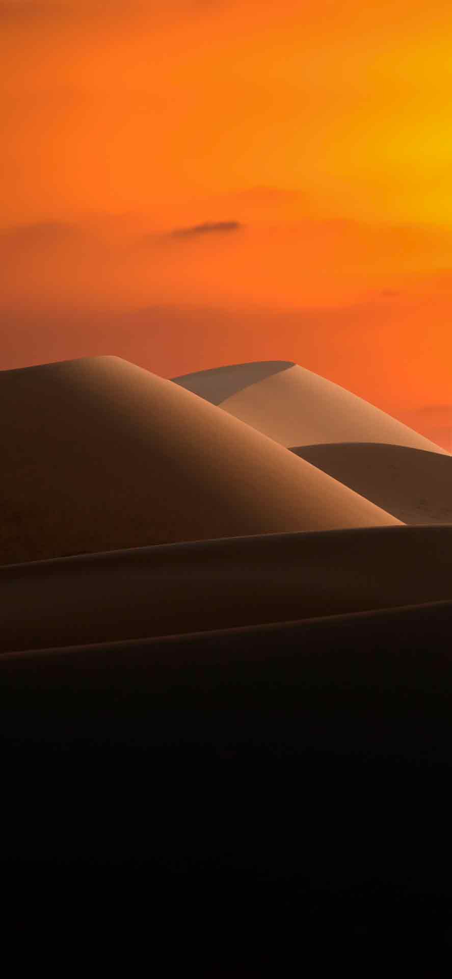沙漠沙丘与渐变的天空 iPhone 壁纸 01