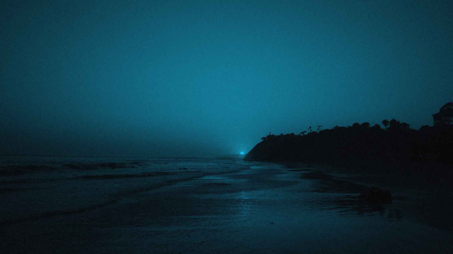漆黑的傍晚海洋 4K
