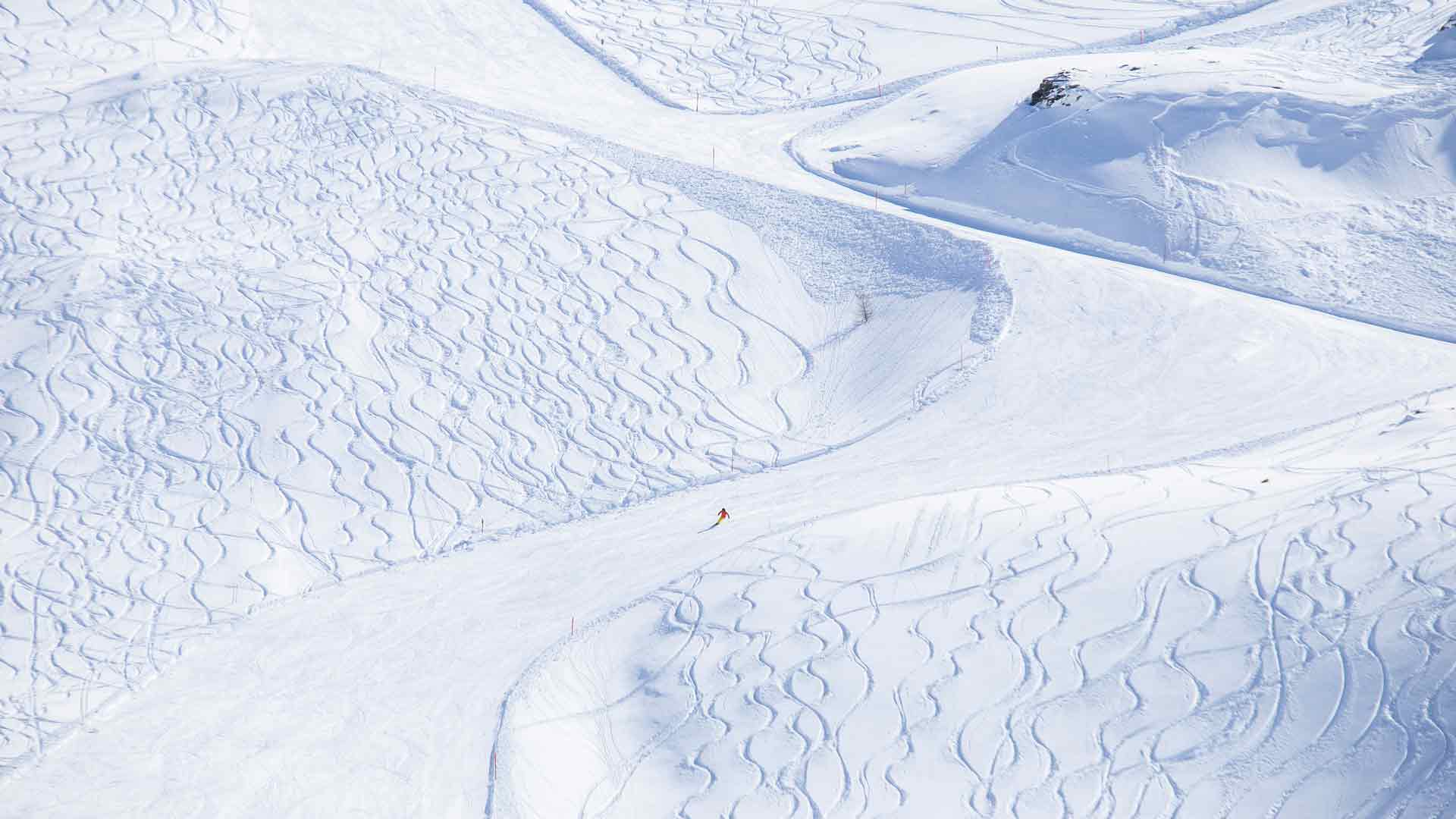 贝尔尼纳山口的滑雪场，格劳宾登州，瑞士