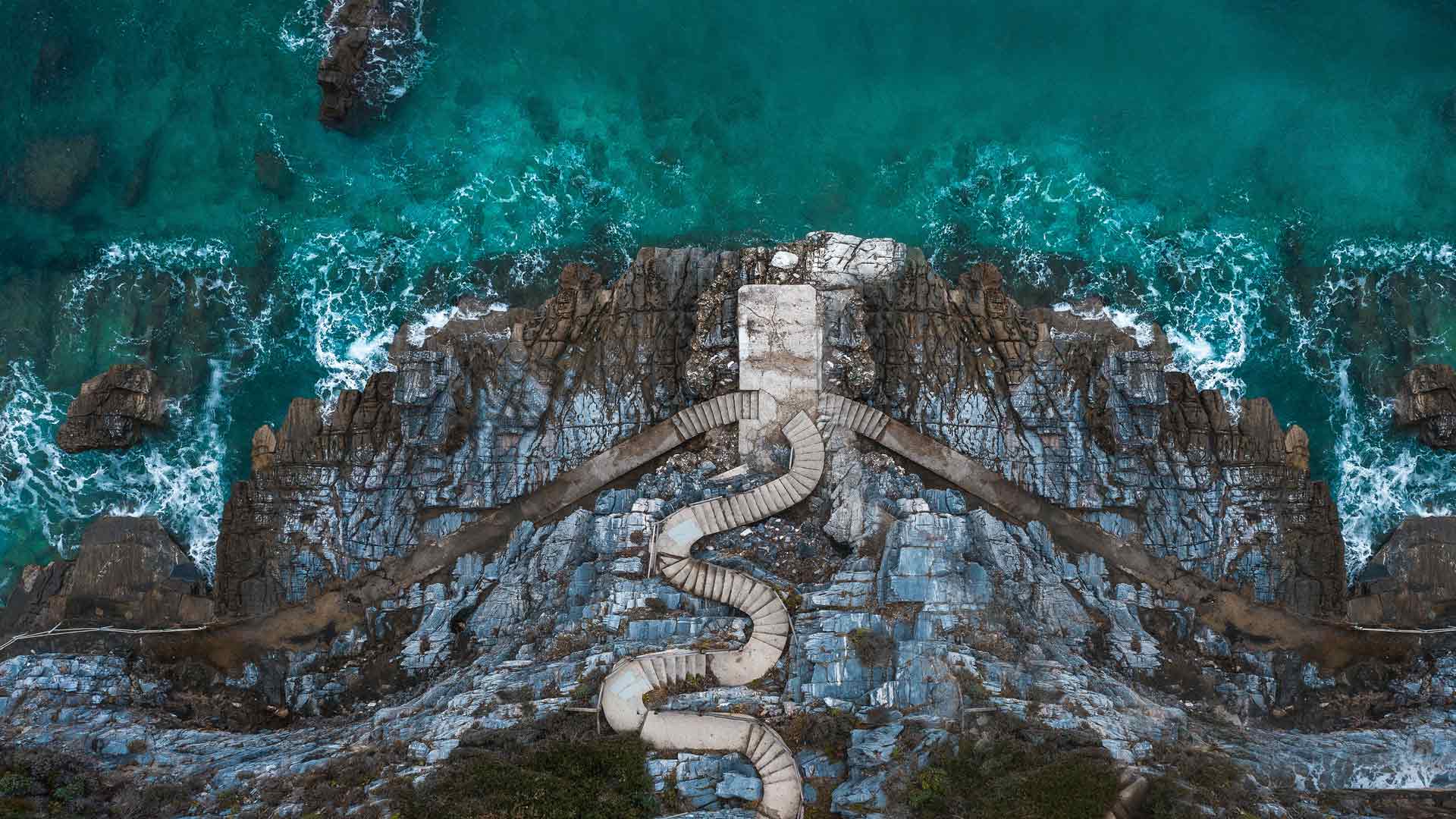 米罗伯塔莫斯海岸线上的楼梯，色萨利，希腊