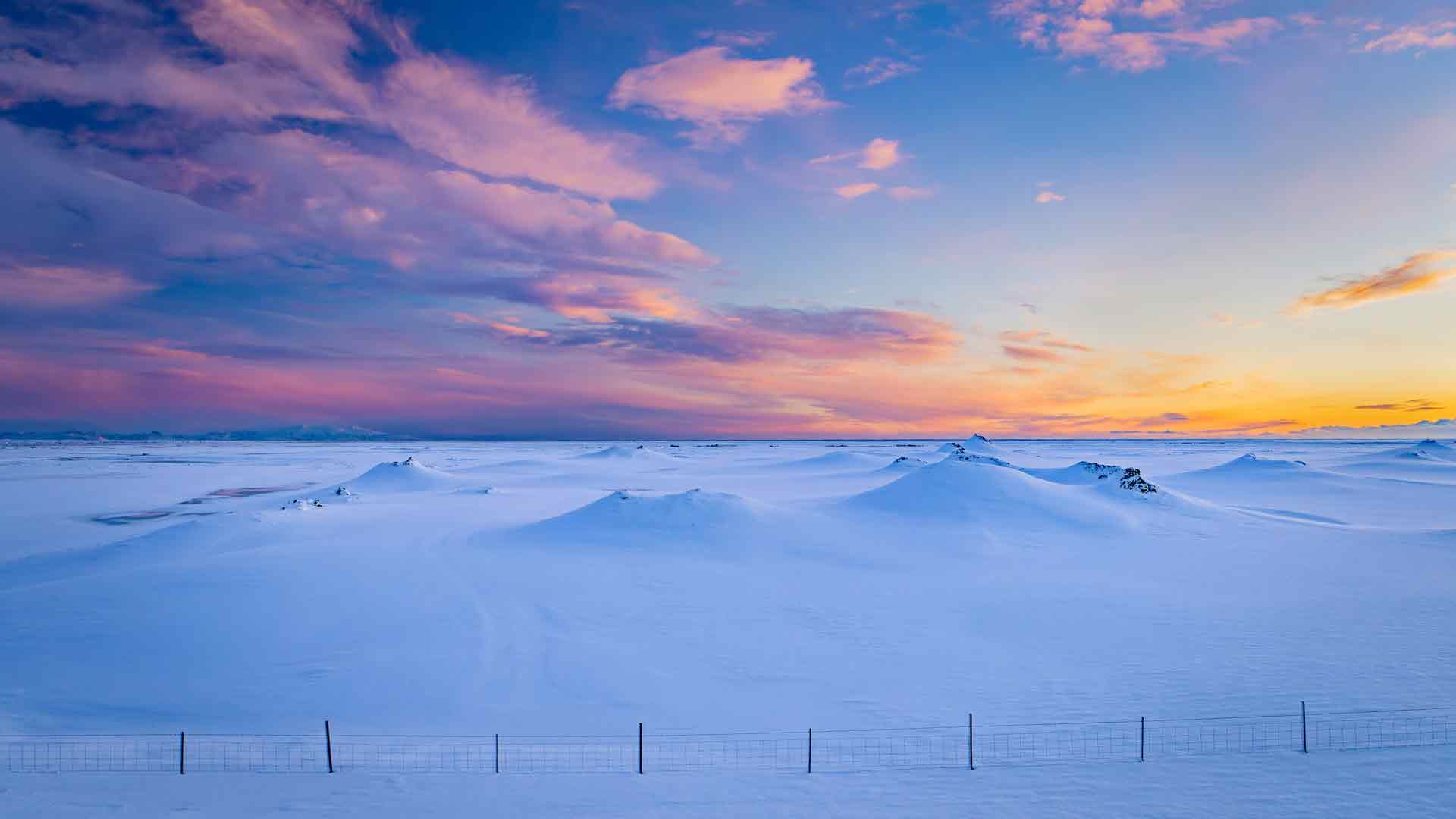 冬季日出太阳雪冰岛宁静的黎明