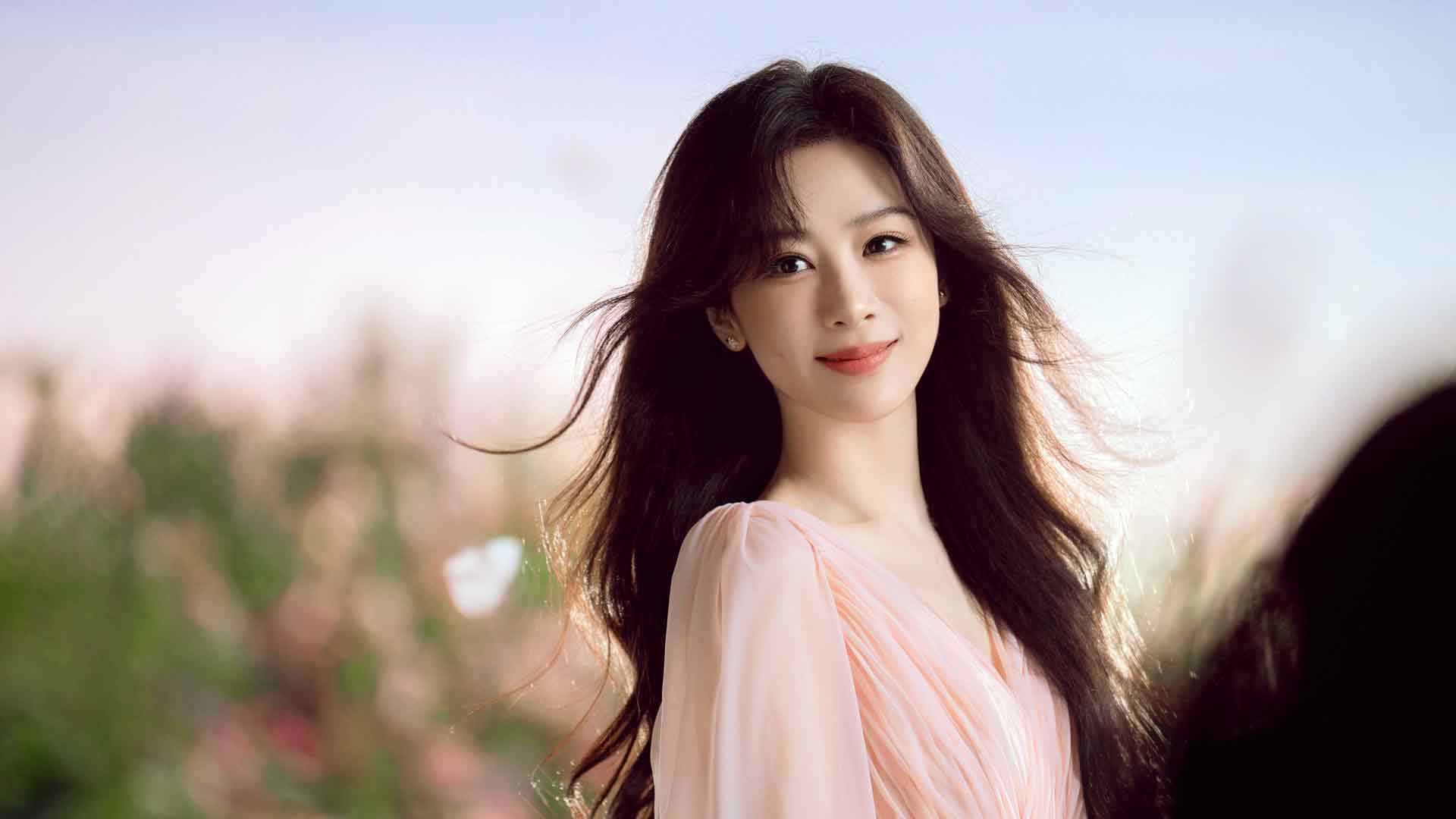 杨紫 2025 时尚广告 美女 女星 明星 摄影师