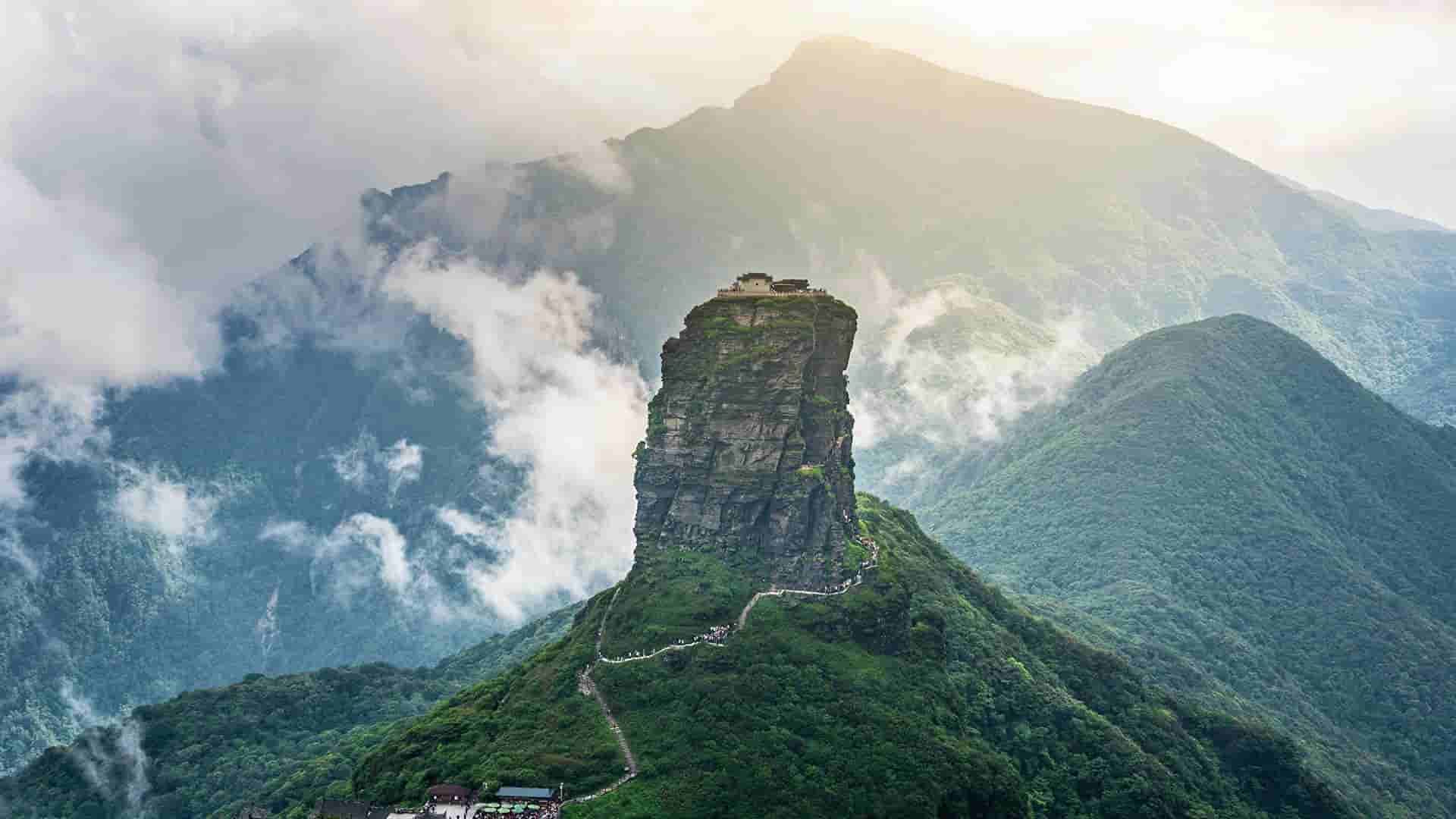 必应壁纸bing 梵净山空中美景