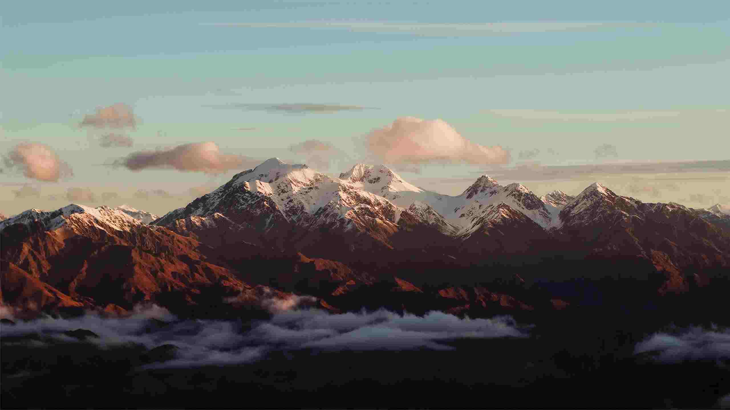 雄伟雪山美景壁纸